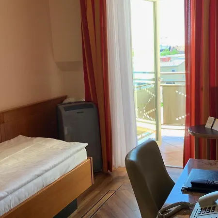 Homeoffice & - Kral Apartment Erlangen