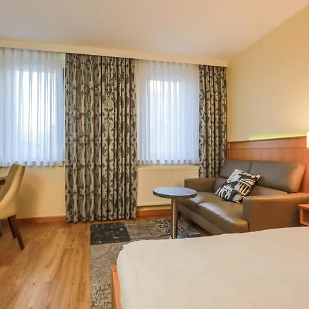 Homeoffice & - Kral Apartment Erlangen